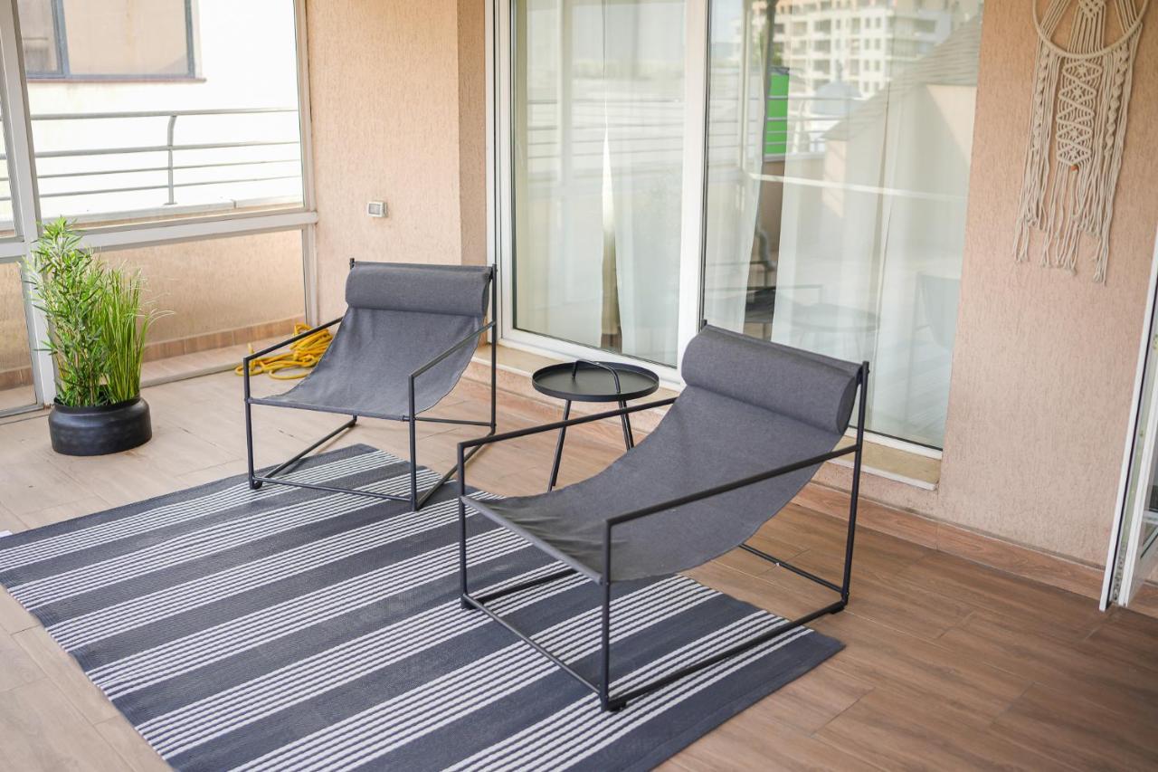 Penthouse With Huge Rooftop & Amazing City View Bukarest Exterior foto