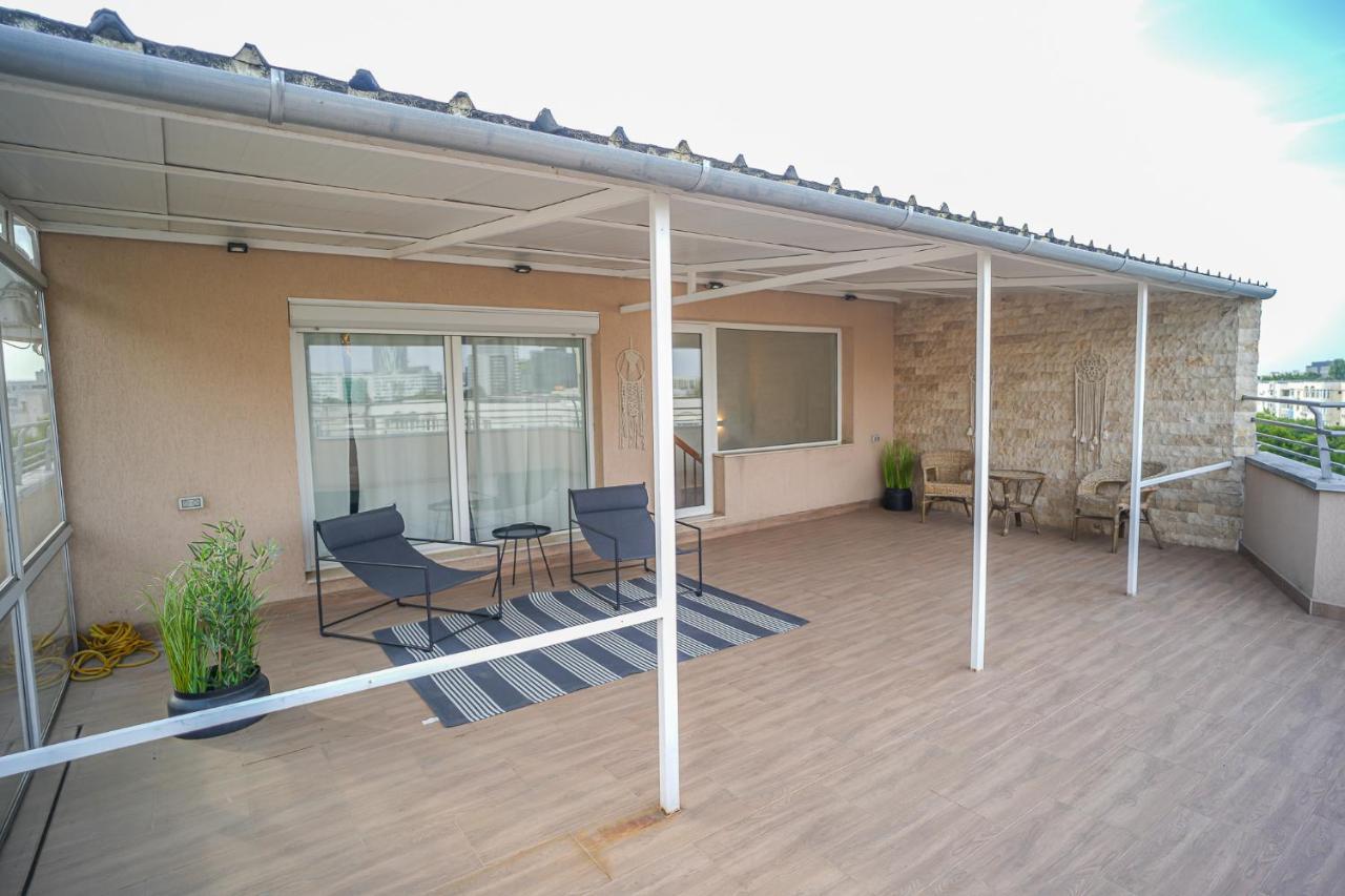 Penthouse With Huge Rooftop & Amazing City View Bukarest Exterior foto