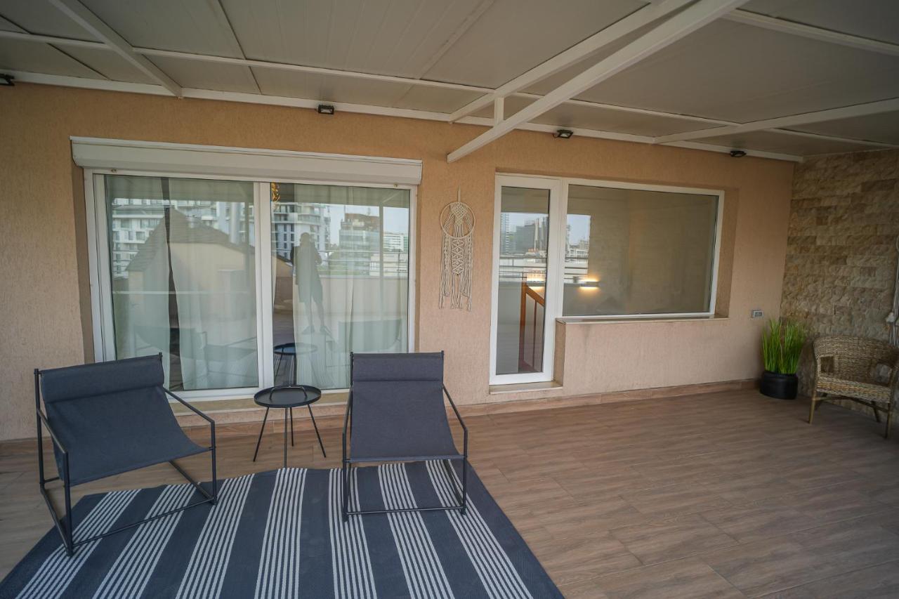 Penthouse With Huge Rooftop & Amazing City View Bukarest Exterior foto
