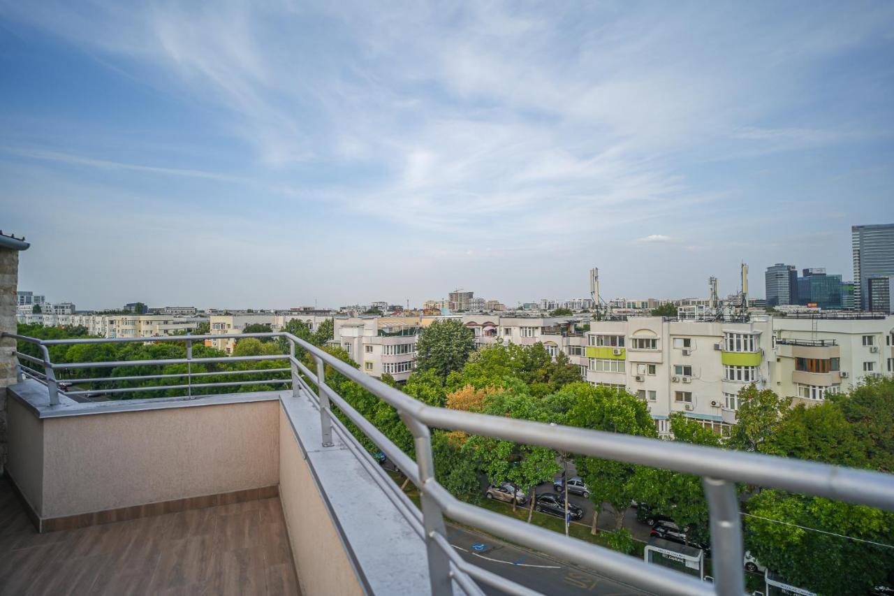 Penthouse With Huge Rooftop & Amazing City View Bukarest Exterior foto